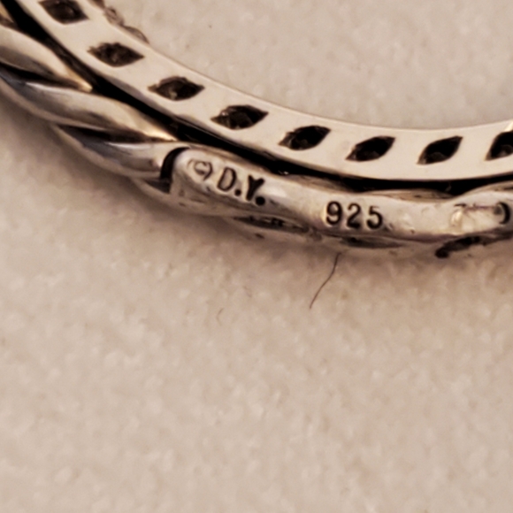 David Yurman Cable Diamond Circle Necklace - Picture 4 of 5